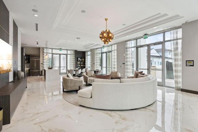 475 E Royal Palm Road 605, Boca Raton, FL 33432