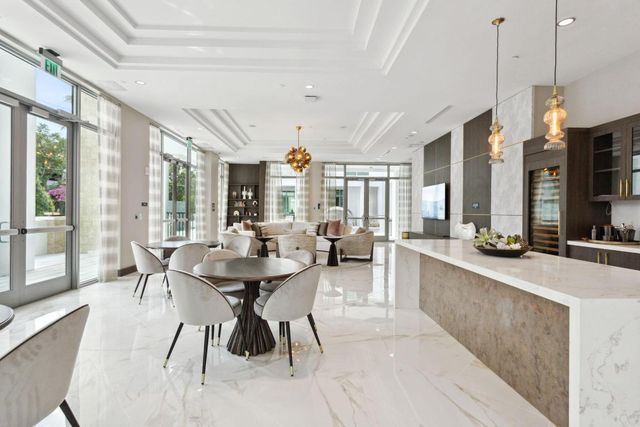 475 E Royal Palm Road 605, Boca Raton, FL 33432