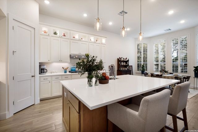 2913 ashby, Bulverde, TX 78163