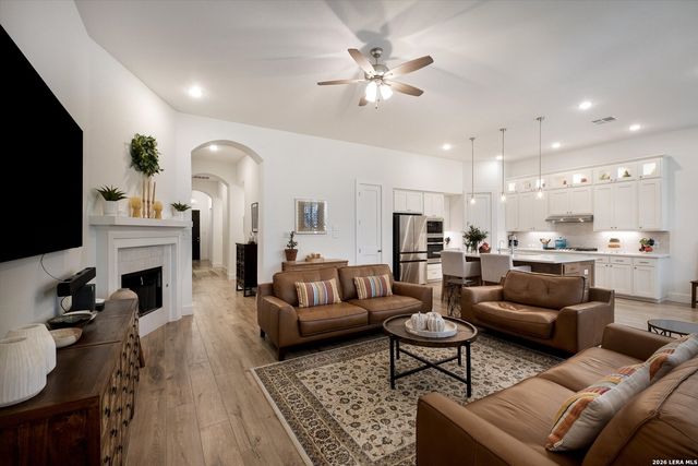 2913 ashby, Bulverde, TX 78163