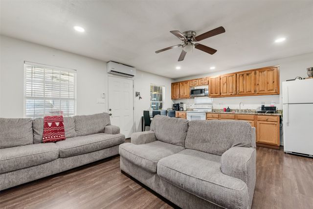 205 E Marguerita Drive, Garland, TX 75040