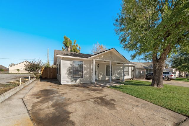 205 E Marguerita Drive, Garland, TX 75040