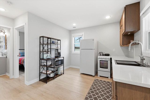 N2013 ELMWOOD, Chilton, WI 53014
