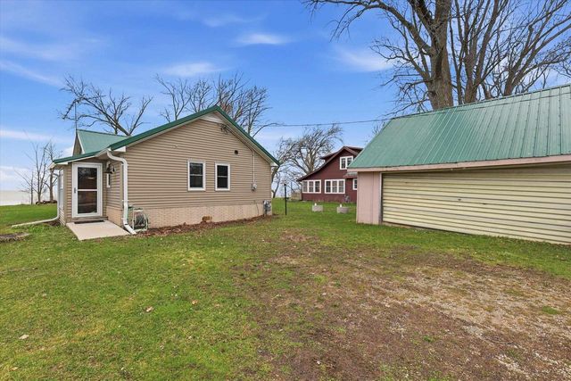 N2013 ELMWOOD, Chilton, WI 53014