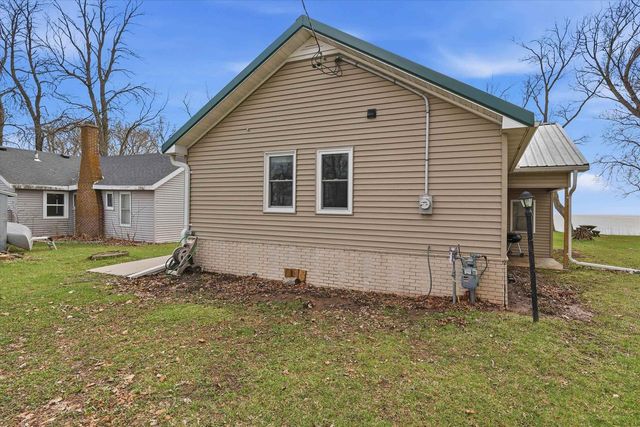 N2013 ELMWOOD, Chilton, WI 53014