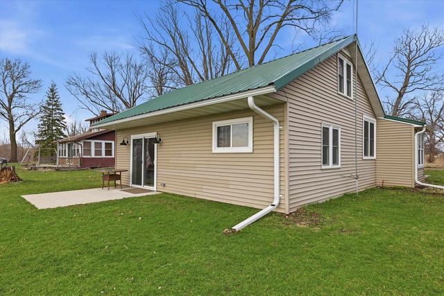 N2013 ELMWOOD, Chilton, WI 53014