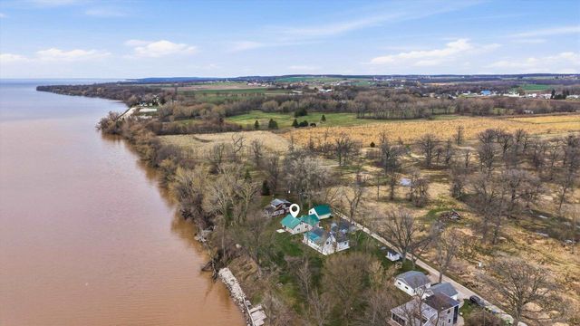 N2013 ELMWOOD, Chilton, WI 53014