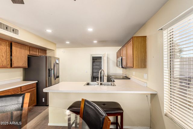 2150 E PINTO Drive, Gilbert, AZ 85296