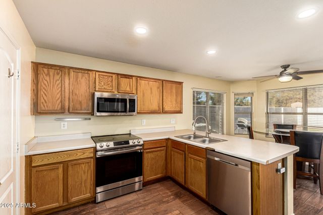 2150 E PINTO Drive, Gilbert, AZ 85296