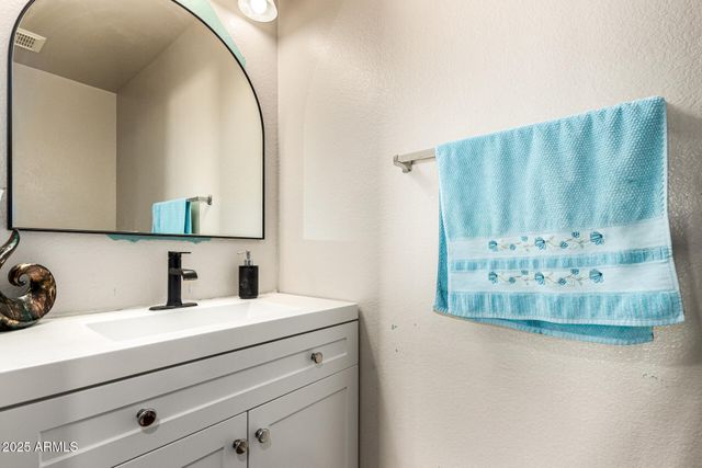 2150 E PINTO Drive, Gilbert, AZ 85296