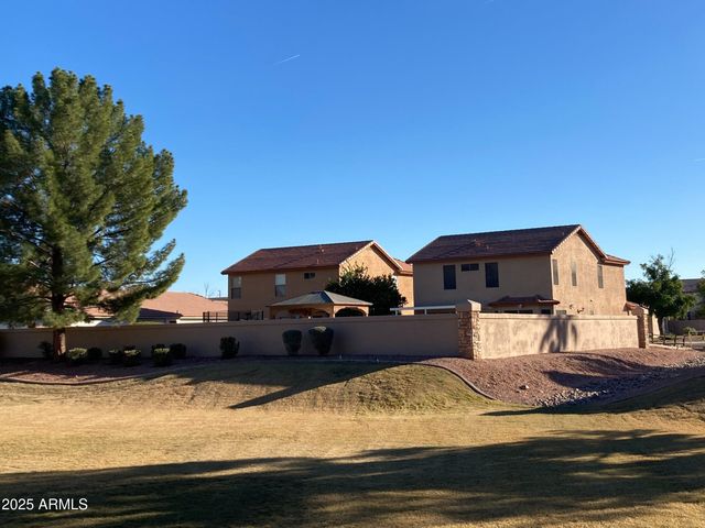 2150 E PINTO Drive, Gilbert, AZ 85296