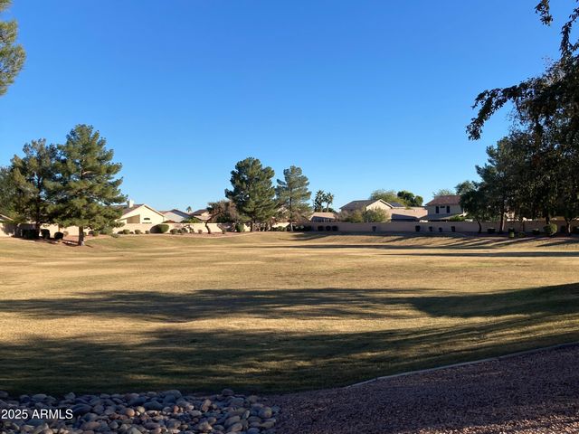 2150 E PINTO Drive, Gilbert, AZ 85296