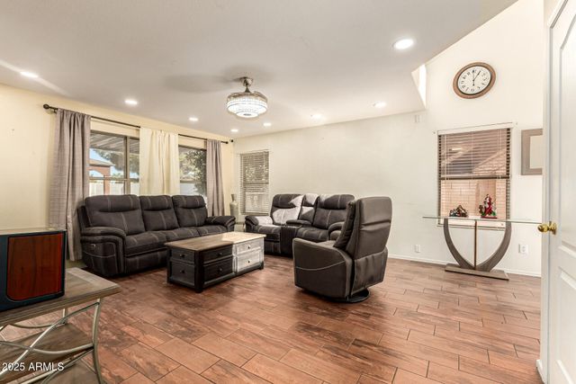 2150 E PINTO Drive, Gilbert, AZ 85296