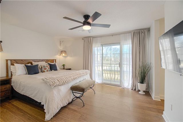 6739 W 108th Terrace, Overland Park, KS 66211