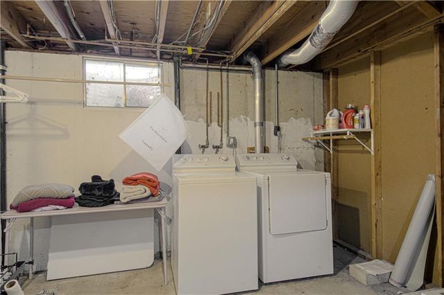 6739 W 108th Terrace, Overland Park, KS 66211