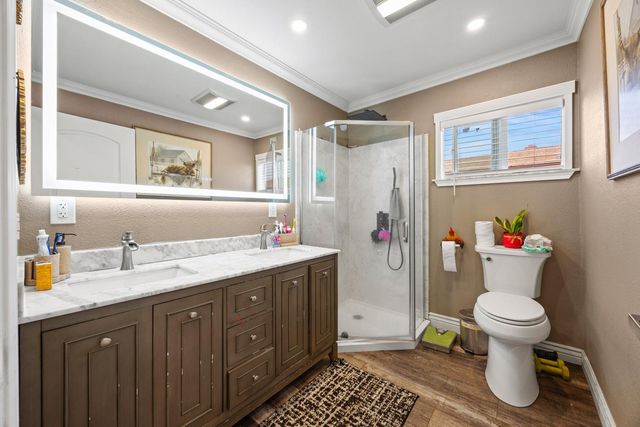 1816 N Sierra Nevada St, Stockton, CA 95205