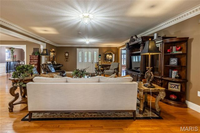 511 W Lindenwood Avenue, Sikeston, MO 63801