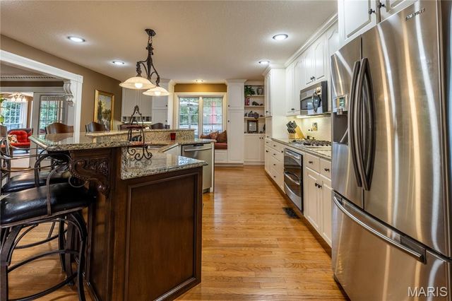 511 W Lindenwood Avenue, Sikeston, MO 63801