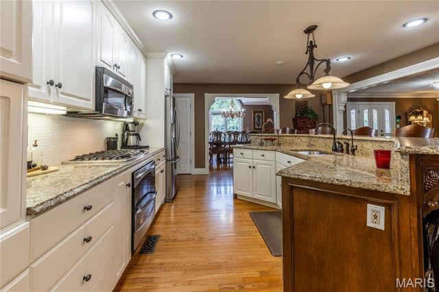 511 W Lindenwood Avenue, Sikeston, MO 63801