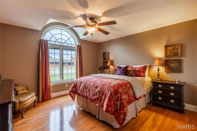 511 W Lindenwood Avenue, Sikeston, MO 63801