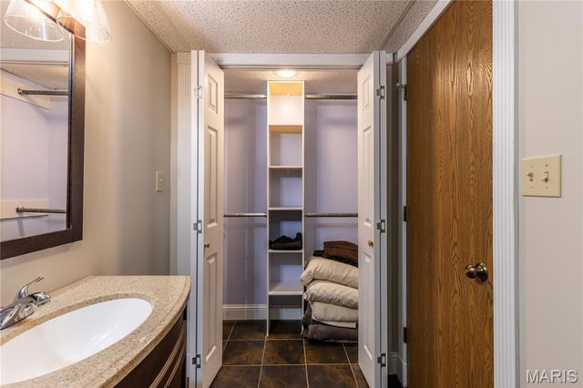 511 W Lindenwood Avenue, Sikeston, MO 63801