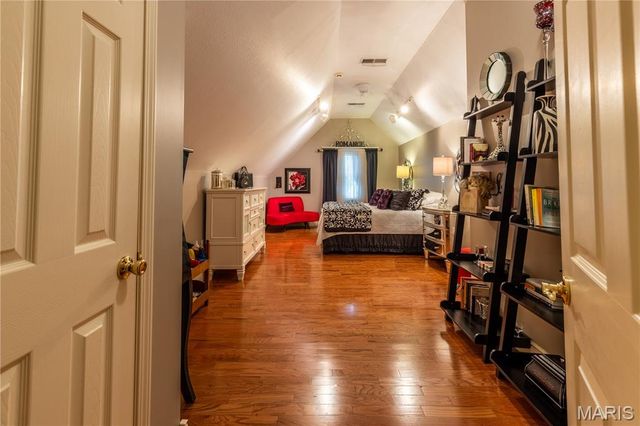 511 W Lindenwood Avenue, Sikeston, MO 63801