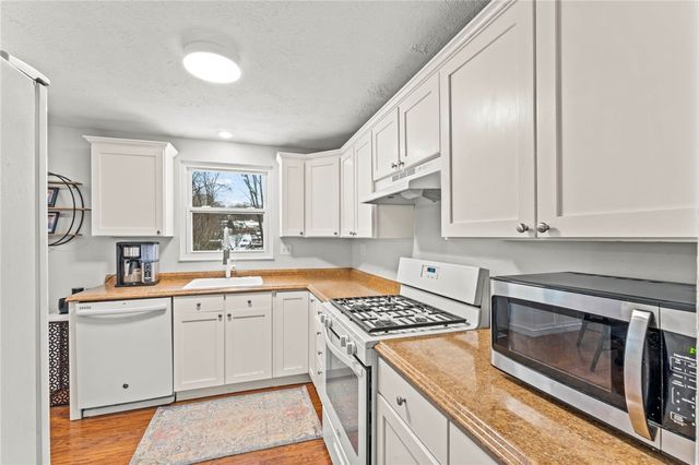 1649 Cordwell Dr., South Park, PA 15129