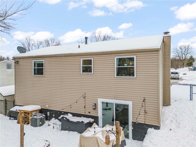 1649 Cordwell Dr., South Park, PA 15129