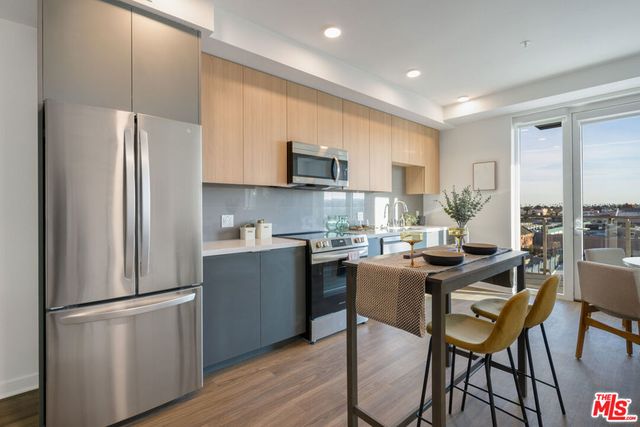 800 Western Avenue 510, Los Angeles, CA 90005