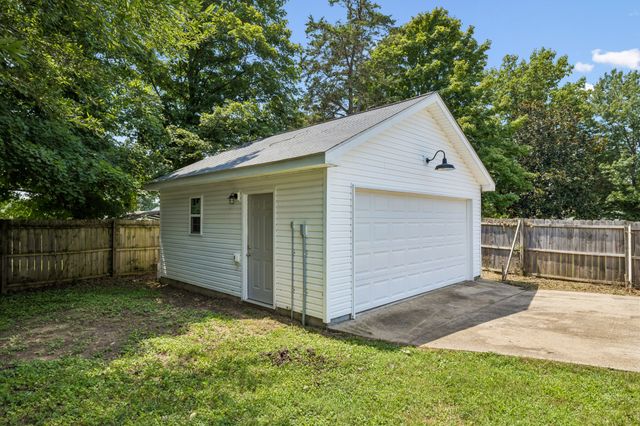 534 Sheath Cir, Lebanon, TN 37087
