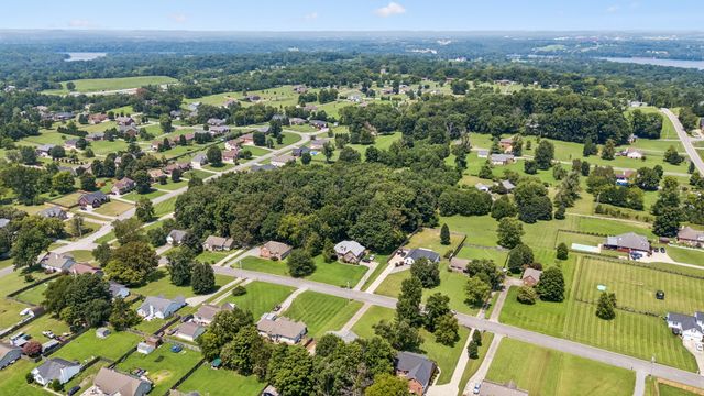 534 Sheath Cir, Lebanon, TN 37087