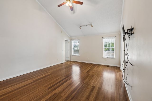534 Sheath Cir, Lebanon, TN 37087