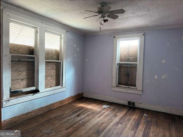 114 Teat Street SE, Lindale, GA 30147