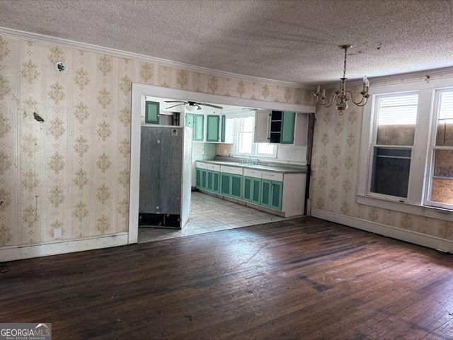 114 Teat Street SE, Lindale, GA 30147