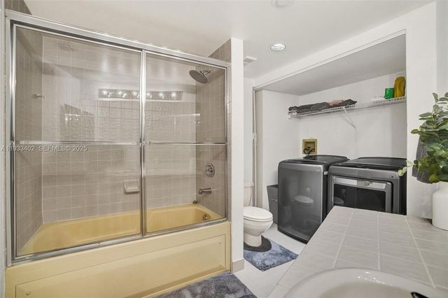 1000 E Island Blvd 503, Aventura, FL 33160