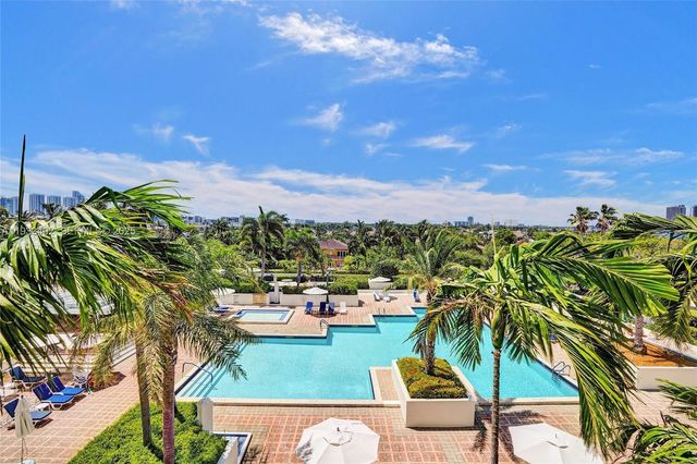 1000 E Island Blvd 503, Aventura, FL 33160