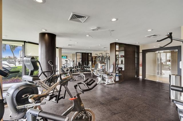 1000 E Island Blvd 503, Aventura, FL 33160