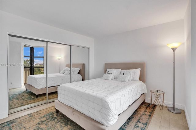 1000 E Island Blvd 503, Aventura, FL 33160