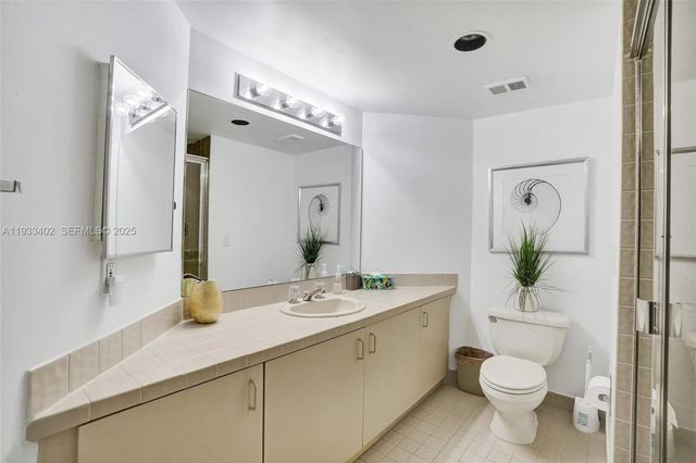 1000 E Island Blvd 503, Aventura, FL 33160