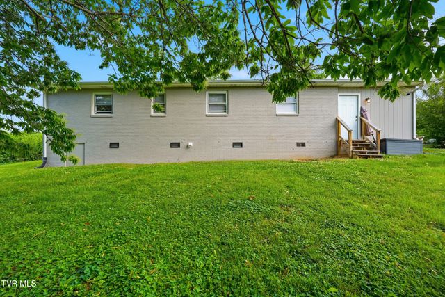 2911 Russum Avenue, Johnson City, TN 37604