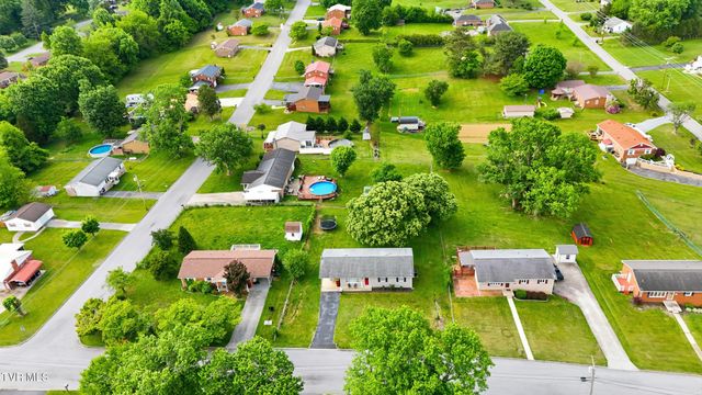 2911 Russum Avenue, Johnson City, TN 37604