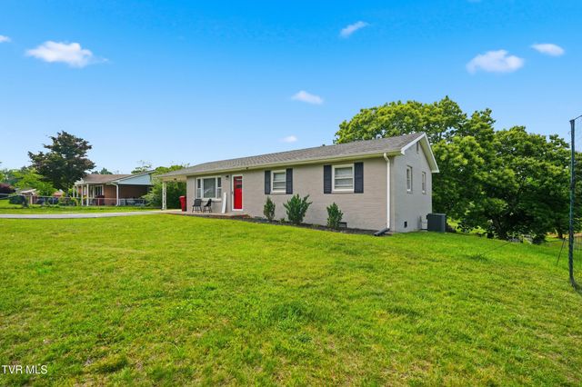 2911 Russum Avenue, Johnson City, TN 37604