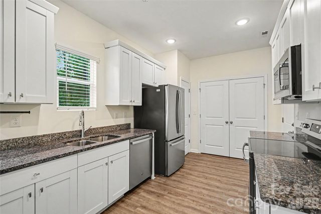 2231 Beauty Street, Statesville, NC 28625