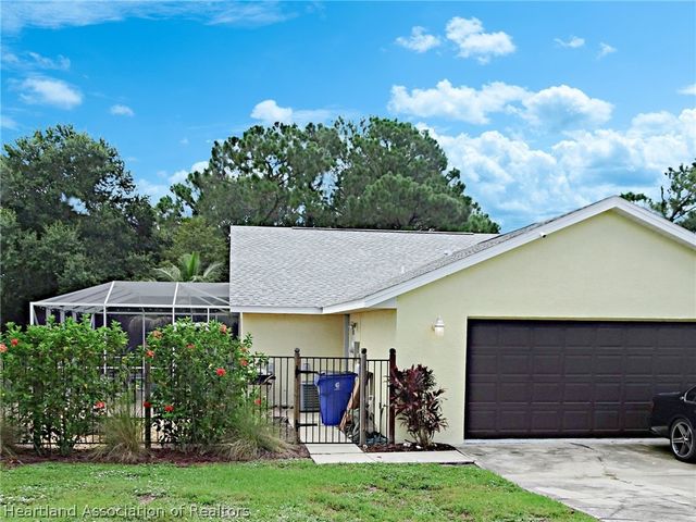 200 Anderson Street NE, Lake Placid, FL 33852