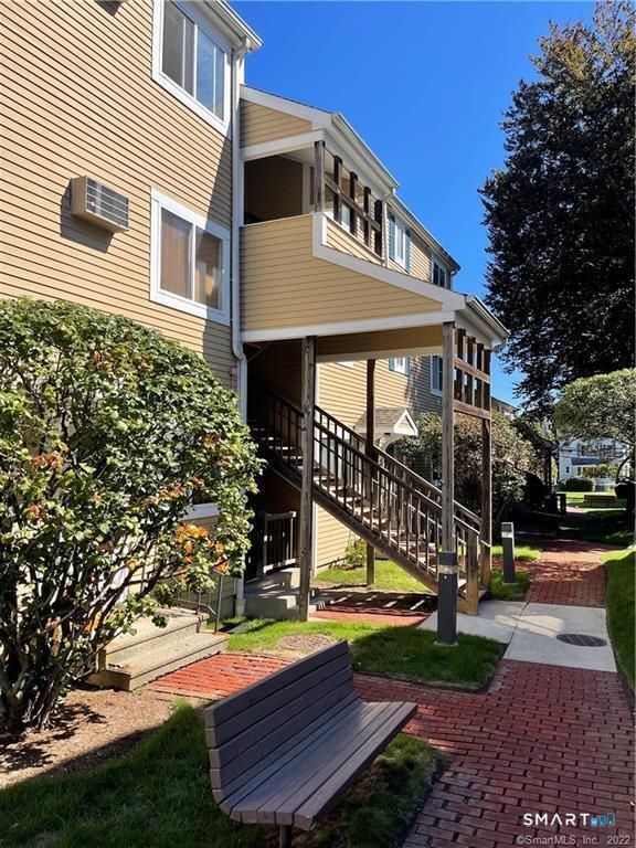 135 Flax Hill Road 10, Norwalk, CT 06854