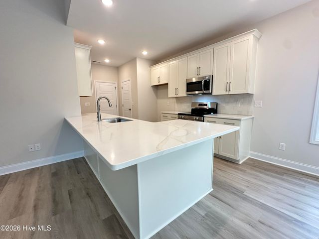 9081 National Avenue NE, Leland, NC 28451