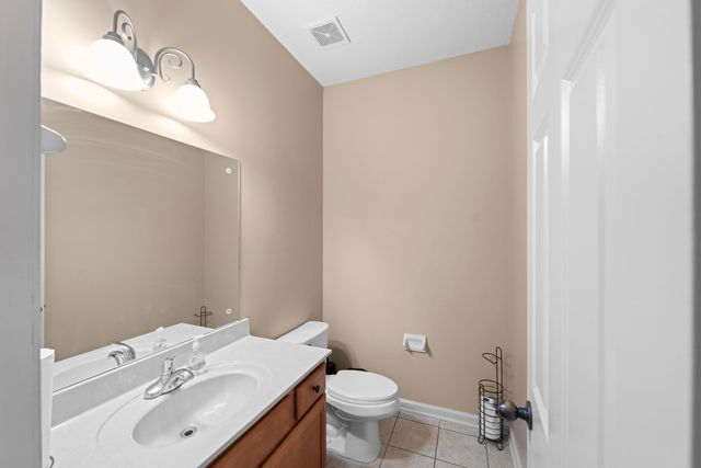 8717 BRUNSWICK FARMS DR, Bartlett, TN 38002