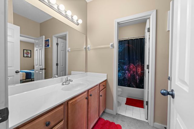 8717 BRUNSWICK FARMS DR, Bartlett, TN 38002