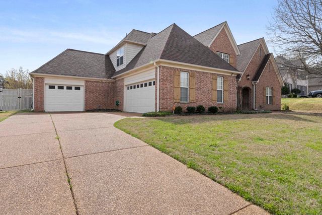 8717 BRUNSWICK FARMS DR, Bartlett, TN 38002