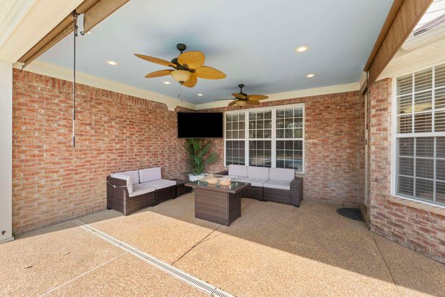 8717 BRUNSWICK FARMS DR, Bartlett, TN 38002